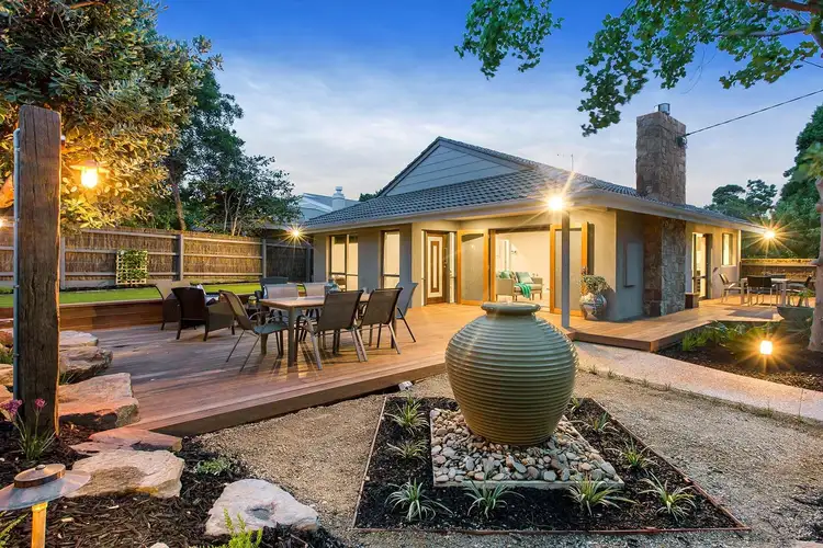 15 Glen Shian Lane, Mount Eliza VIC 3930