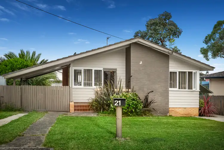 21 & 21a Gasnier Road, Barrack Heights NSW 2528