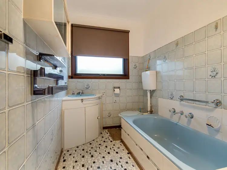 Sixth view of Homely unit listing, 3/18-20 Montasell Avenue, Deer Park VIC 3023