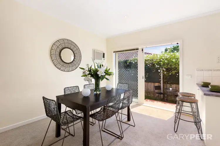 Third view of Homely villa listing, 2/13 Walker Street, Murrumbeena VIC 3163