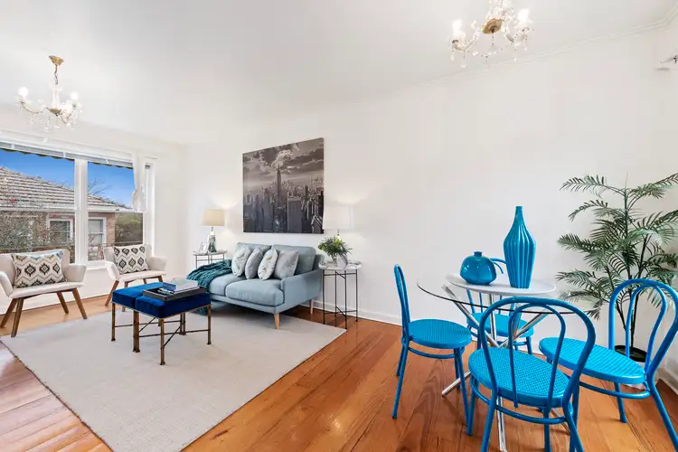 4/4 Stonehaven Court, Toorak VIC 3142