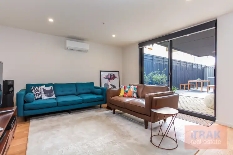 2/58 Clarendon Street, Thornbury VIC 3071