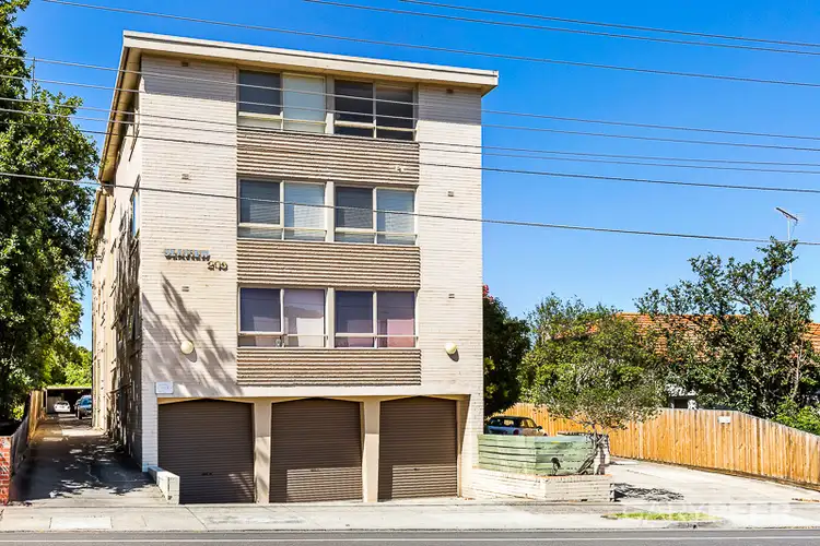 2/203 Alma Road, St Kilda East VIC 3183
