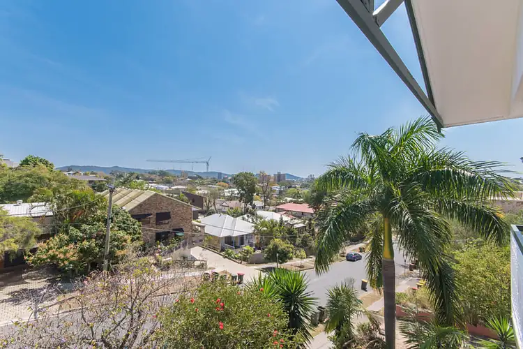 Fifth view of Homely apartment listing, 5/72 Mitre Street, St Lucia QLD 4067