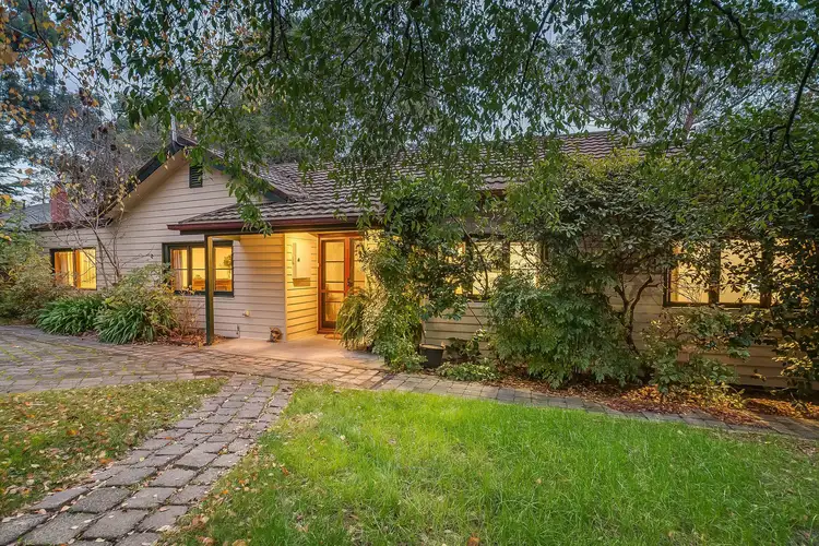 417 Glenfern Road, Upwey VIC 3158