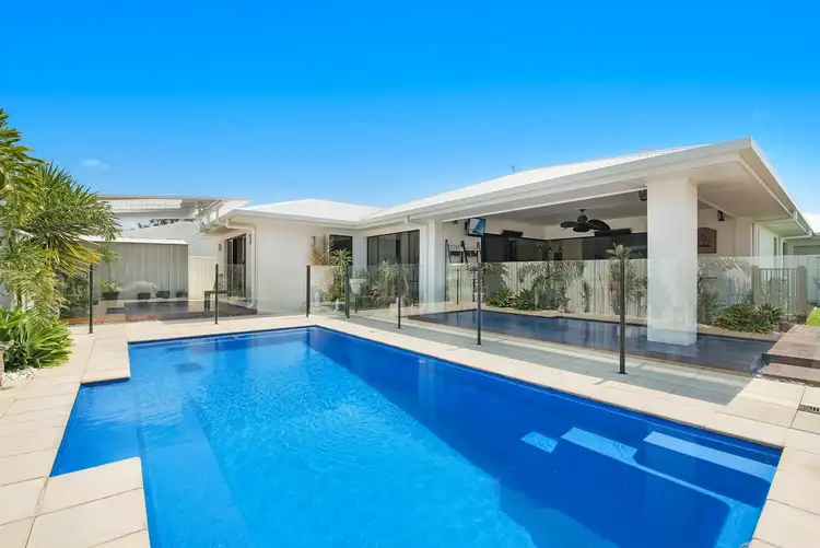 10 Carnell Street, Pelican Waters QLD 4551