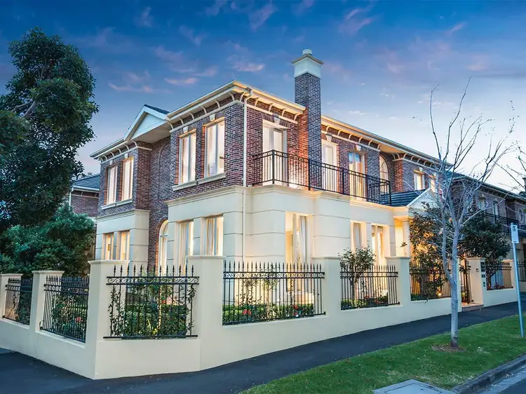 8 Cadby Street, Brighton VIC 3186