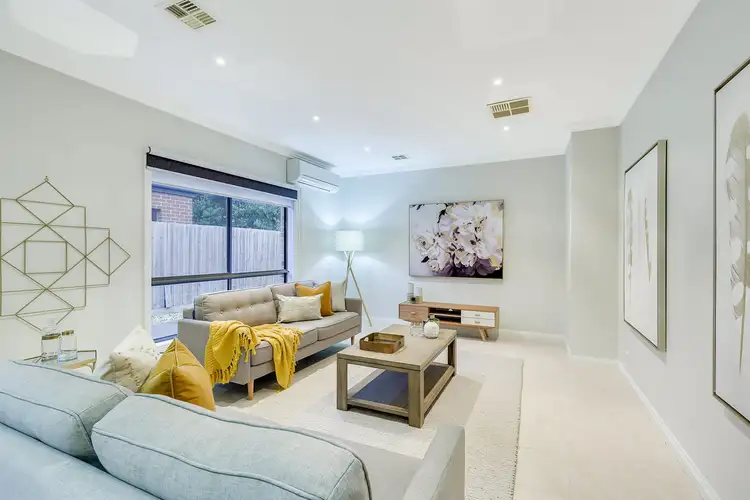 Sixth view of Homely house listing, 8 Myrnong Court, South Morang VIC 3752