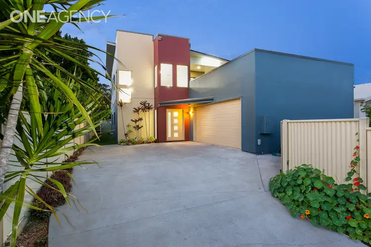 8 Deans Street, Clontarf QLD 4019