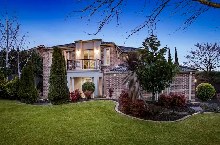 7 Finsbury Close, Rowville VIC 3178