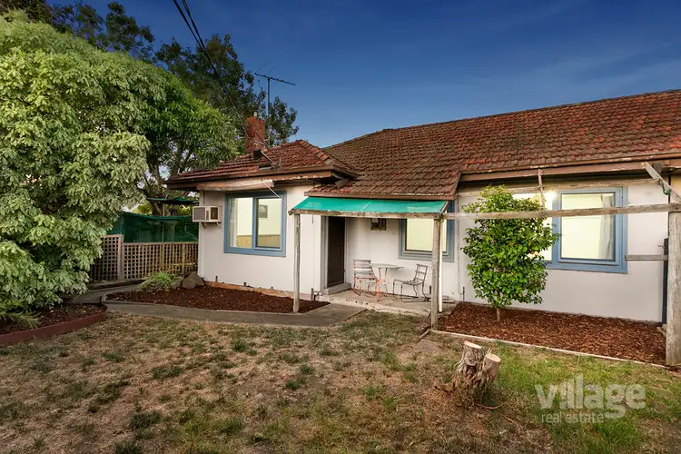 16 Challis Street, Newport VIC 3015