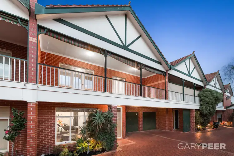 4/11 Payne Street, Caulfield North VIC 3161