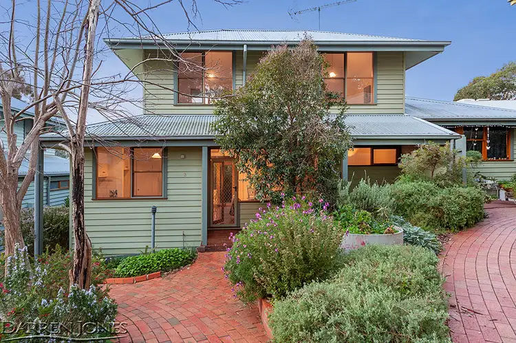 3/816 Heidelberg-Kinglake Road, Hurstbridge VIC 3099