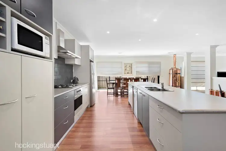 Sixth view of Homely house listing, 2 Lovely Meadows Court, Rosebud VIC 3939
