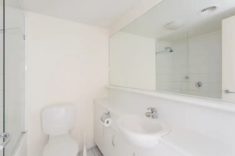 Fourth view of Homely apartment listing, 718/118 Franklin Street, Melbourne VIC 3000