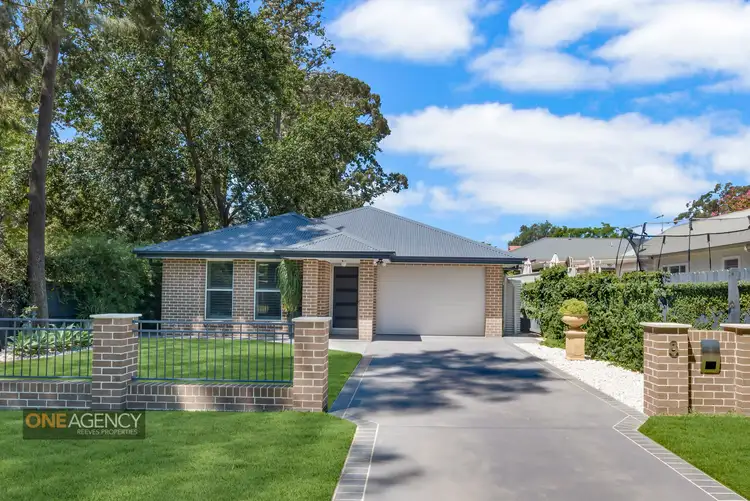 8 Peel Street, Glenbrook NSW 2773