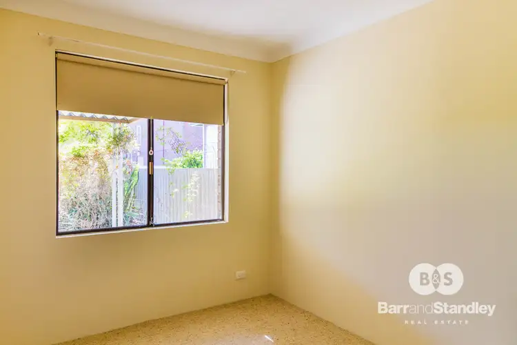 Sixth view of Homely unit listing, 4/21 White Street, East Bunbury WA 6230