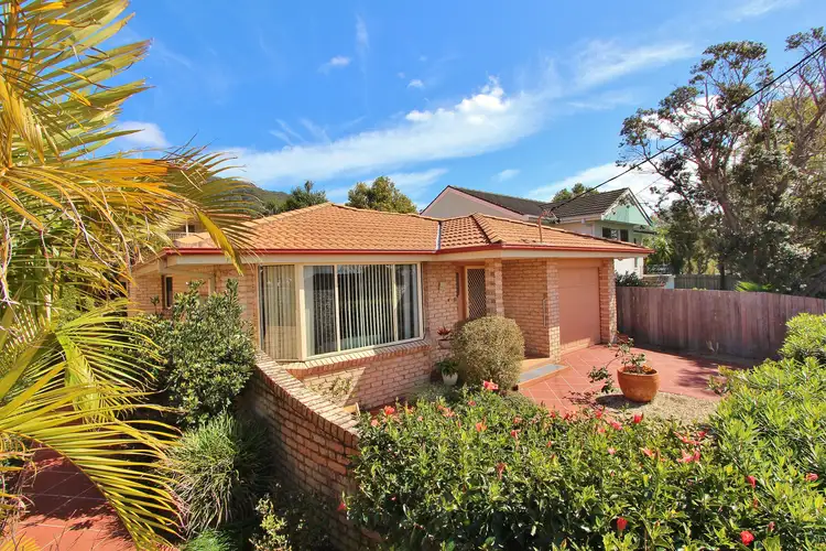 Main view of Homely villa listing, 1/74 Lord Street, Laurieton NSW 2443