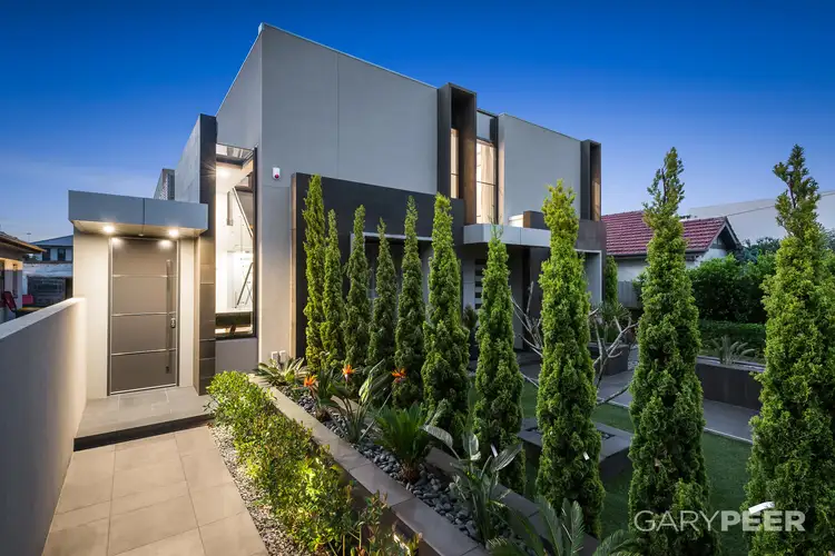 12 Ercildoune Street, Caulfield North VIC 3161