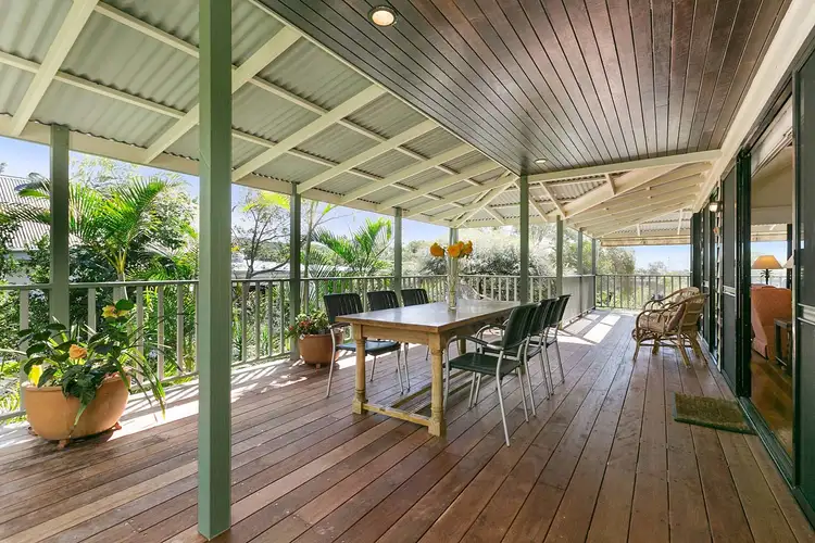9 Corona Street, Sunshine Beach QLD 4567
