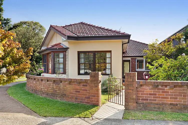 9 Palmerston Place, Seaforth NSW 2092
