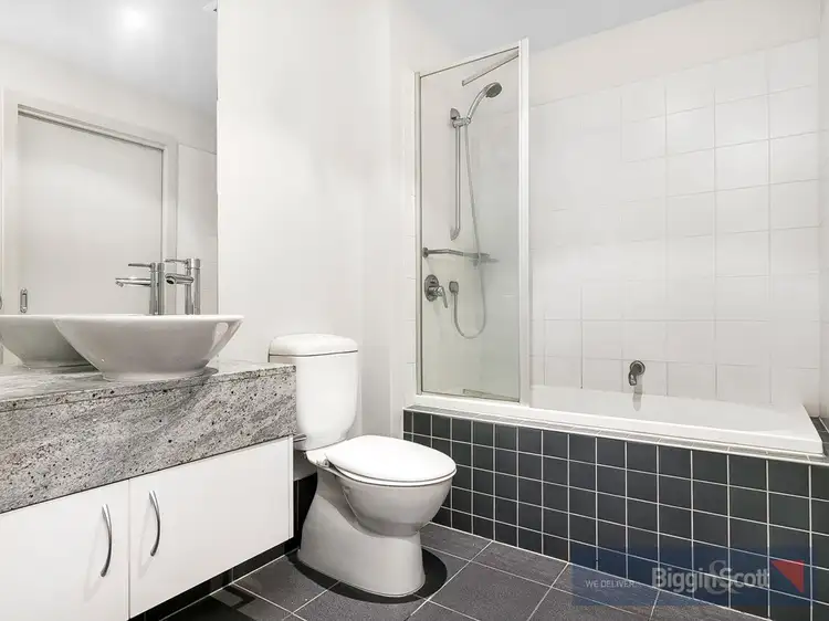 Sixth view of Homely apartment listing, 10/6 Lansdowne Road, St Kilda East VIC 3183