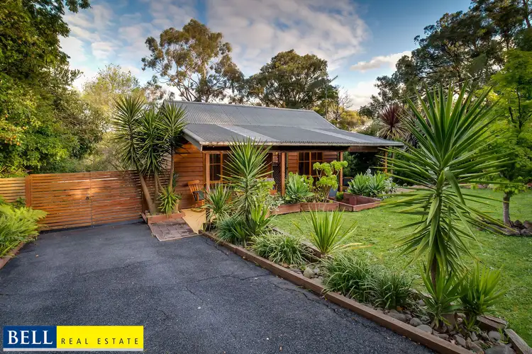 12 Deans Road, Upwey VIC 3158