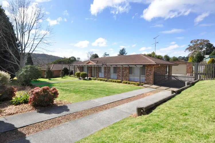 2A Faraday Street, Mittagong NSW 2575