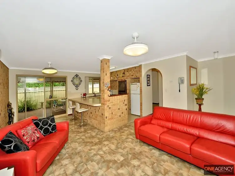 2/35 Service Street, Mandurah WA 6210