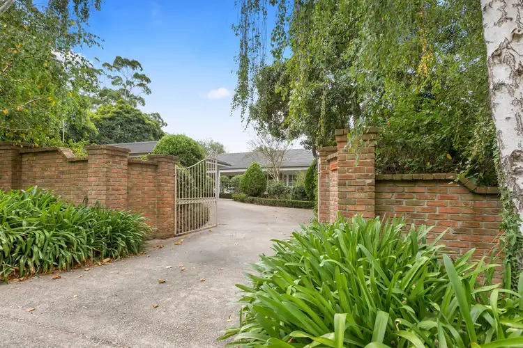 3 Crawford Street, Mount Eliza VIC 3930