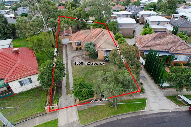 4 Dubbo Street, Albion VIC 3020