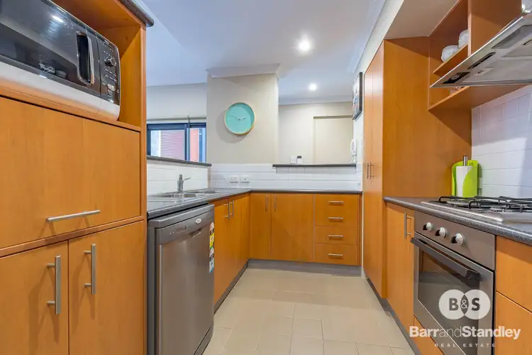 Sixth view of Homely unit listing, 1/23 Casuarina Drive, Bunbury WA 6230