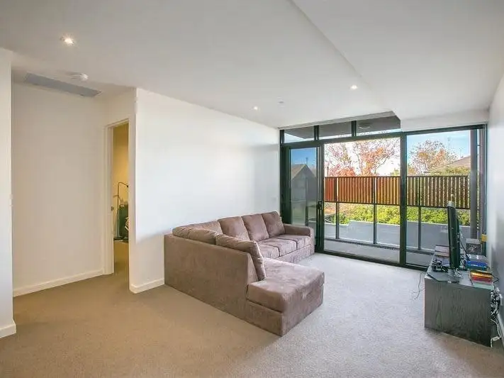 Third view of Homely apartment listing, 106/18-22 Wendouree Parade, Lake Wendouree VIC 3350