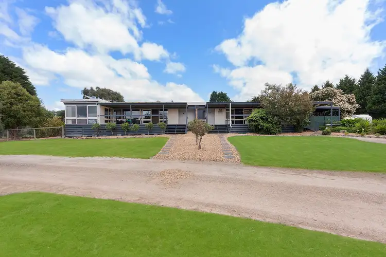 241-245 Seventh Avenue, Eden Park VIC 3757