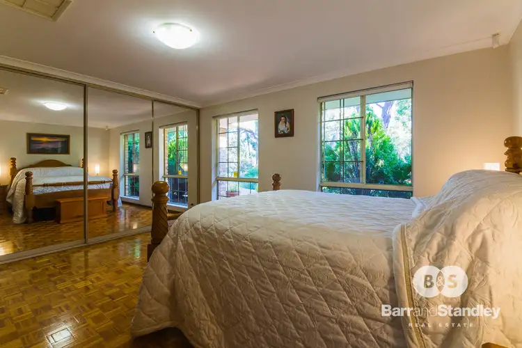 Fifth view of Homely house listing, 8 Crimp Crescent, Leschenault WA 6233