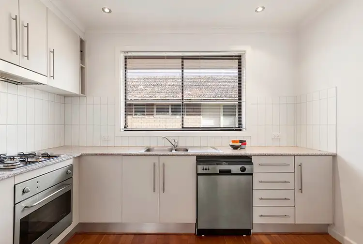 Fourth view of Homely apartment listing, 6/118 Murray Street, Caulfield VIC 3162