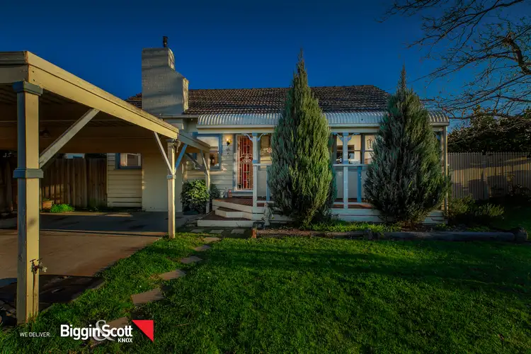 18 Farnham Road, Bayswater VIC 3153
