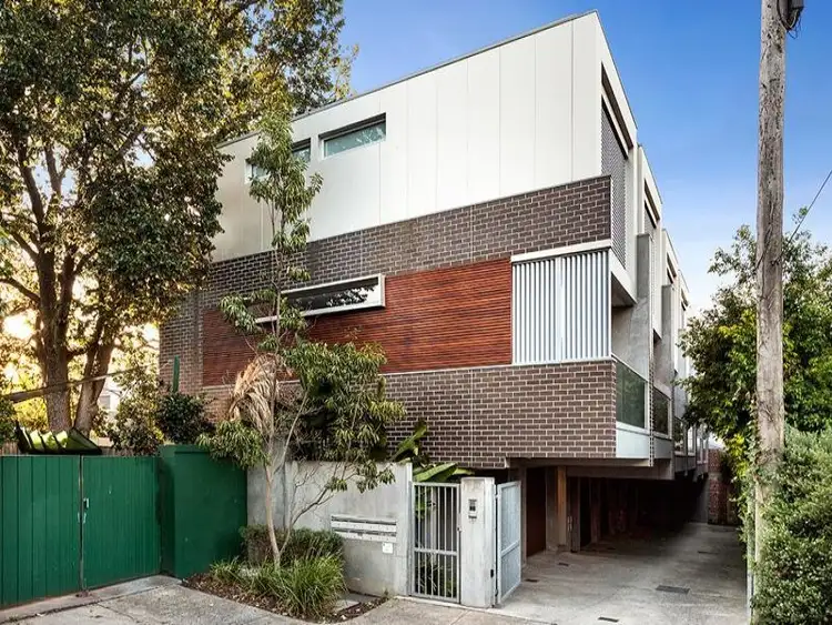 Second view of Homely townhouse listing, 2/7 Inverleith Court, St Kilda VIC 3182