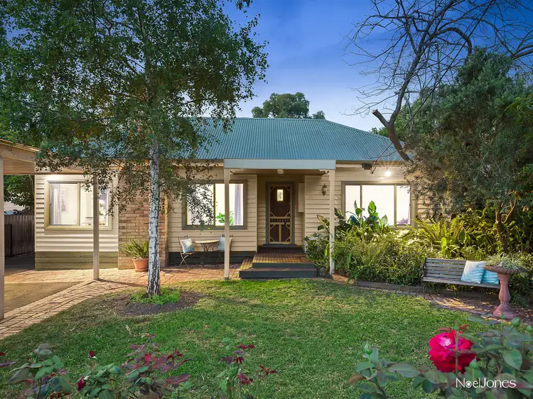 37 Carinya Road, Vermont VIC 3133