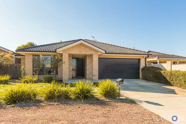 18 Dora Street, Jerrabomberra NSW 2619