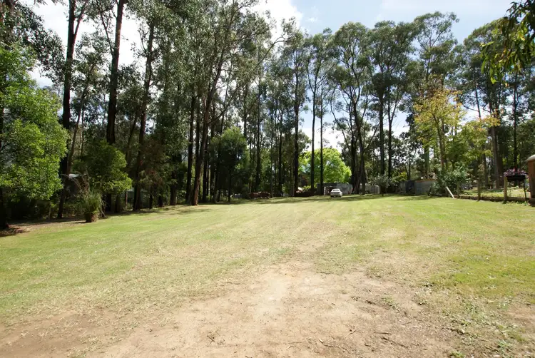 27 Graham Road, East Warburton VIC 3799