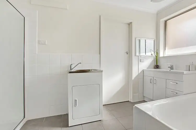 Fifth view of Homely unit listing, 2/8 Lavender Street, Ringwood VIC 3134