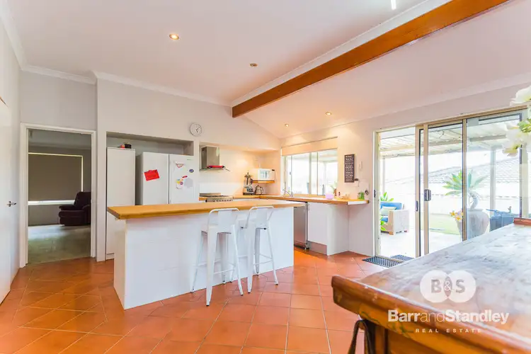 30 Crampton Avenue, Usher WA 6230