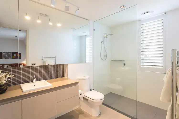 Fifth view of Homely townhouse listing, 4/55-57 Manningtree Road, Hawthorn VIC 3122