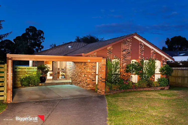 15 Helpmann Street, Wantirna South VIC 3152