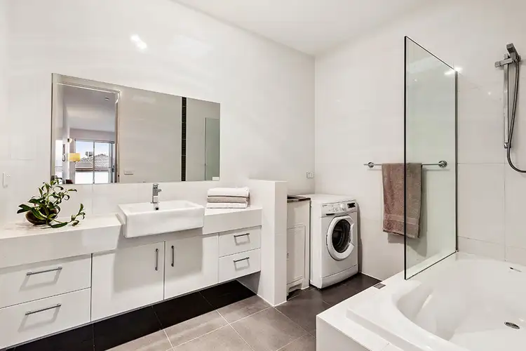 Sixth view of Homely apartment listing, 7/86 Grosvenor Street, St Kilda East VIC 3183