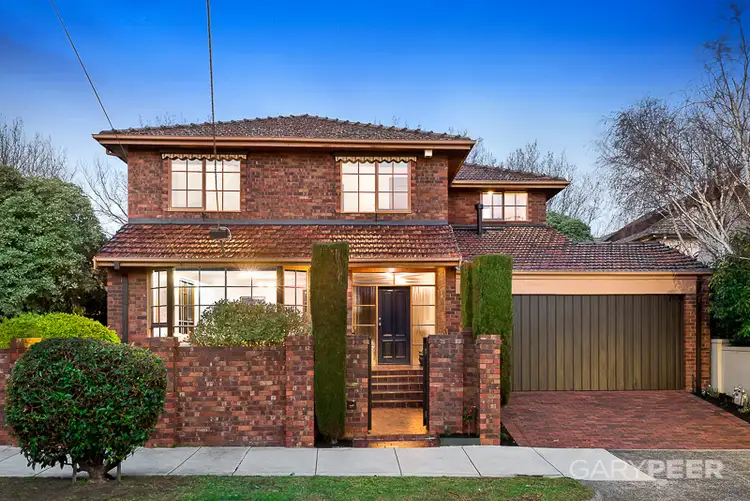 11 Carinya Crescent, Caulfield North VIC 3161