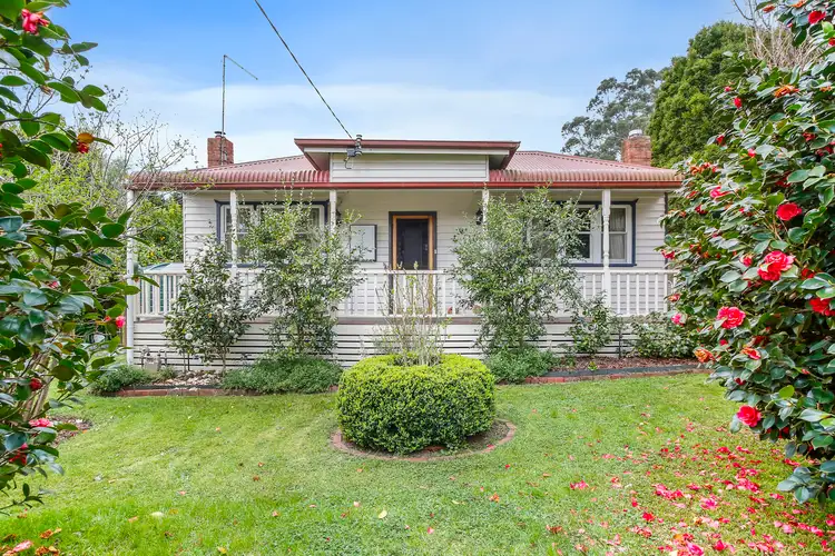 5 Station Road, Wesburn VIC 3799