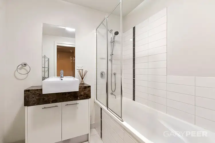 Third view of Homely apartment listing, 3/24 Woorayl Street, Carnegie VIC 3163