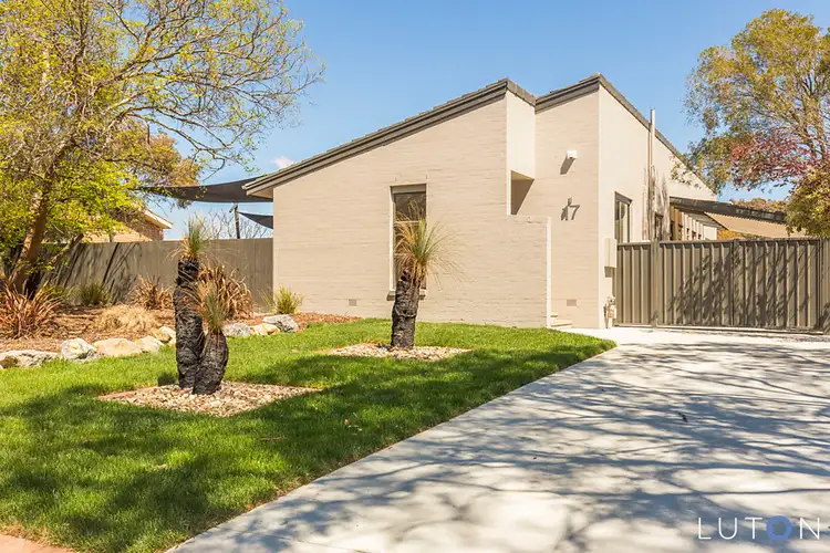 17 Crofts Crescent, Spence ACT 2615